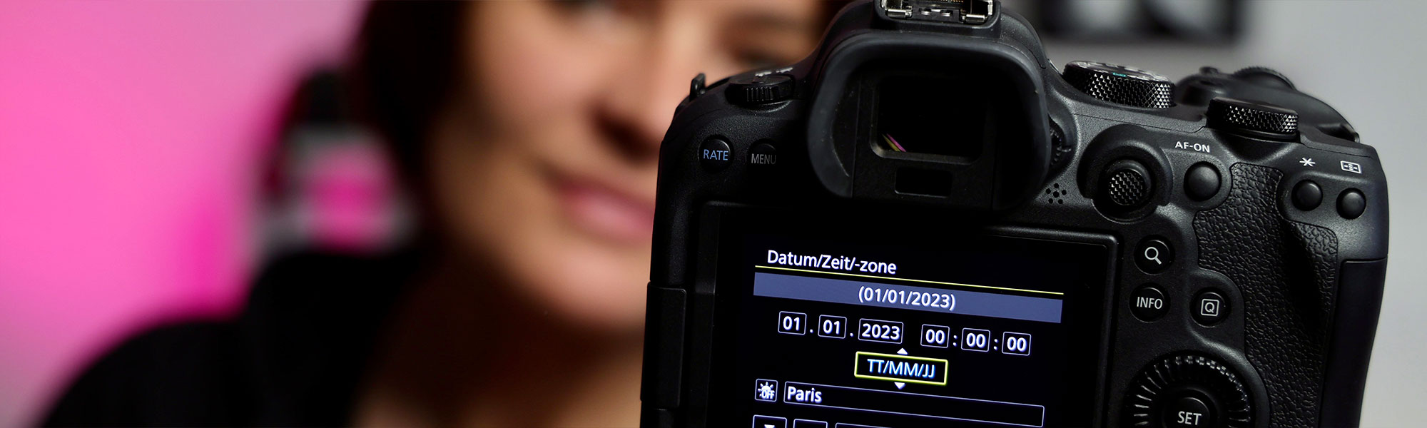 Quick-Tipp: Stelle Uhrzeit und Sprache an deiner Kamera ein